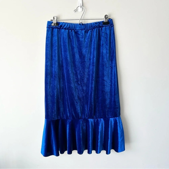 Shein High Waist Ruffle Hem Velvet Skirt - Picture 5 of 16